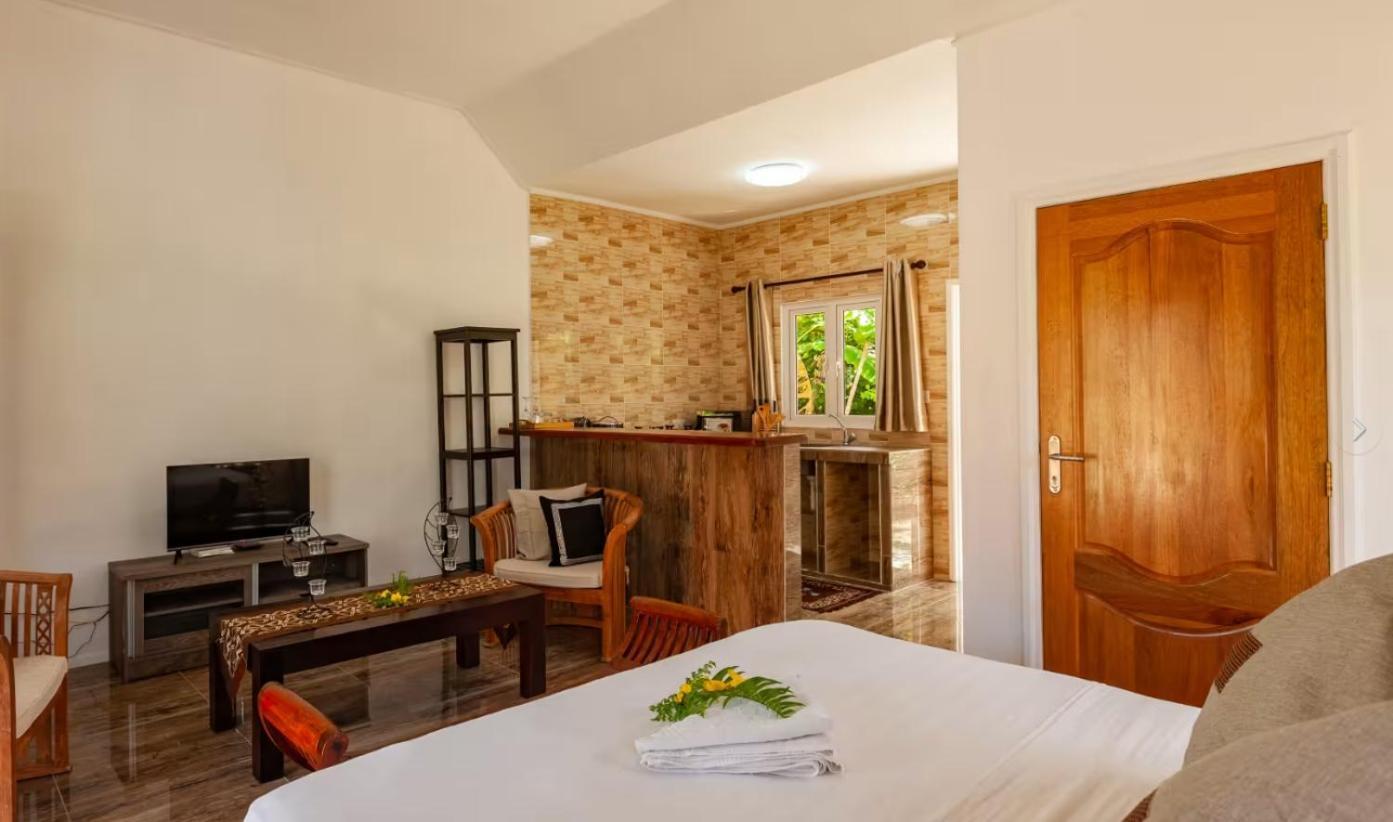 kaiselfcatering Hotel La Digue Bagian luar foto